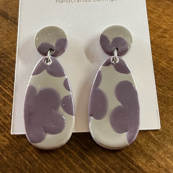 Glossy Handcrafted Earrings - Picture 10 of 12